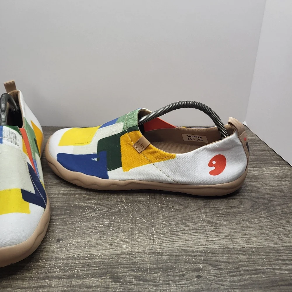 UIN Lightweight Slipons Men's Size 10 Sample Painted Energy